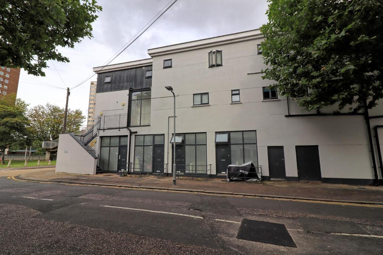 Urban Stylish Apartment - Southend Stays Exteriör bild